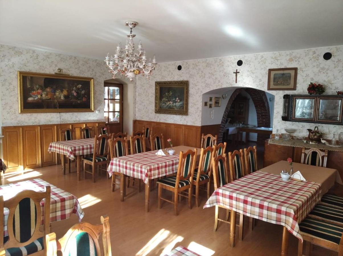 Dworek Pod Herbem Gądkowice Exteriér fotografie