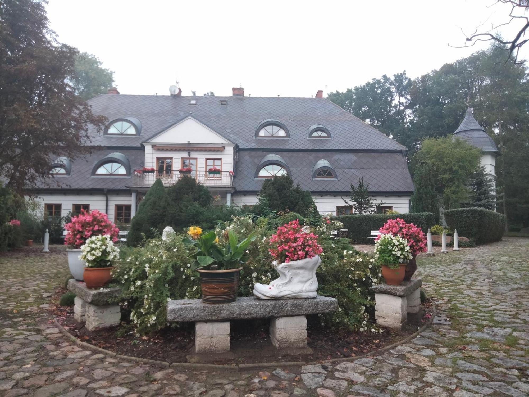 Dworek Pod Herbem Gądkowice Exteriér fotografie