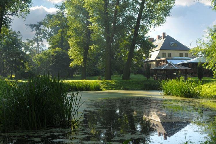 Dworek Pod Herbem Gądkowice Exteriér fotografie