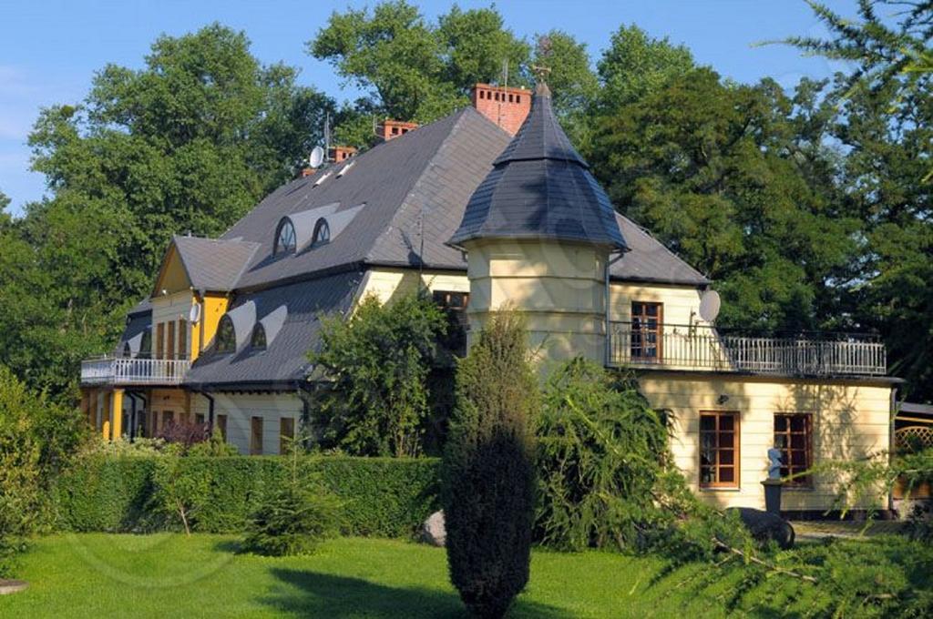 Dworek Pod Herbem Gądkowice Exteriér fotografie